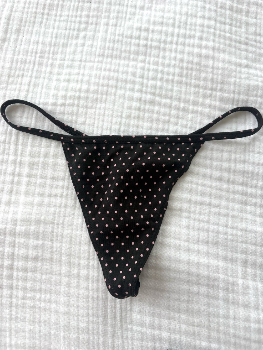 NWT Victoria’s Secret Black Polka Dot V-String Thong Panties Size Small